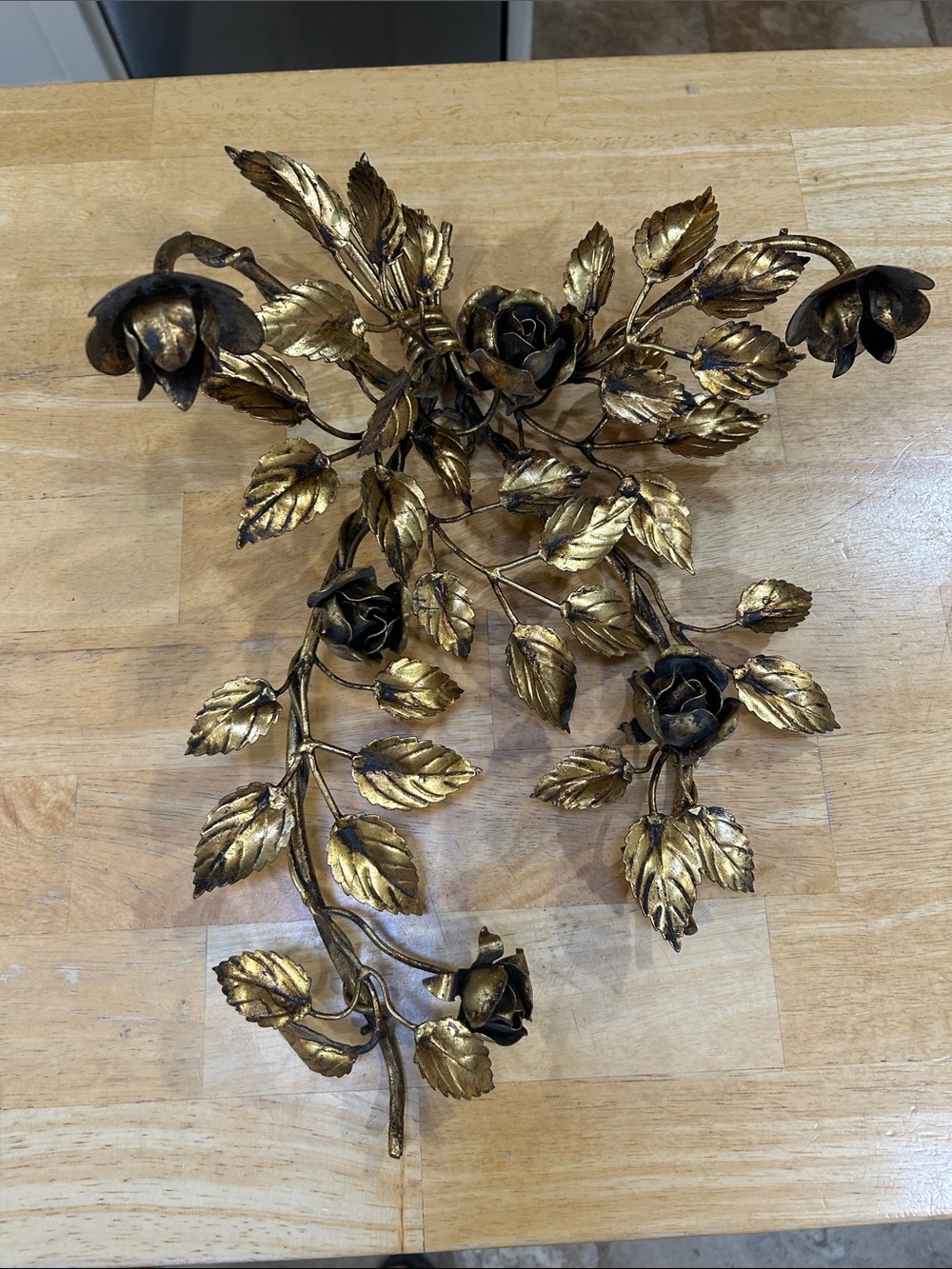 FABULOUS PAIR RARE VINTAGE ITALIAN GILT ROSE DOUBLE WALL SCONCES - Picture 9 of 16